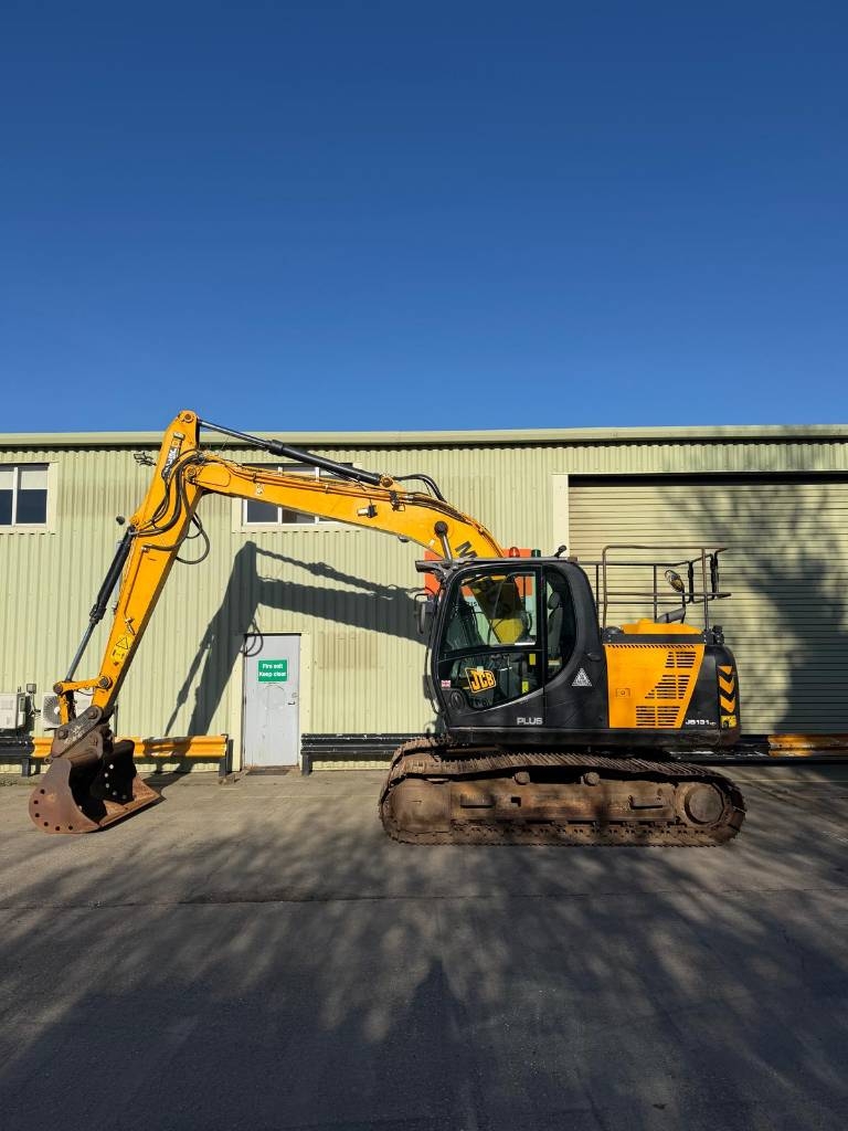 JCB JS 131 Excavator
