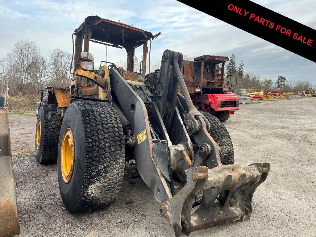 Volvo L 120 F Dismantled. Only specific spare parts