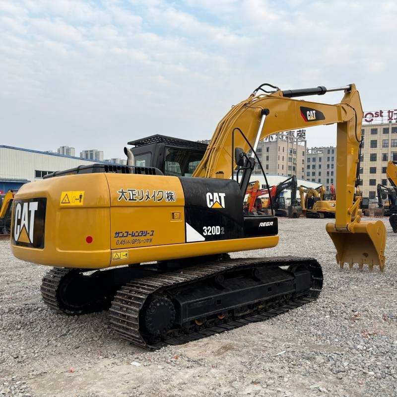 CAT 320