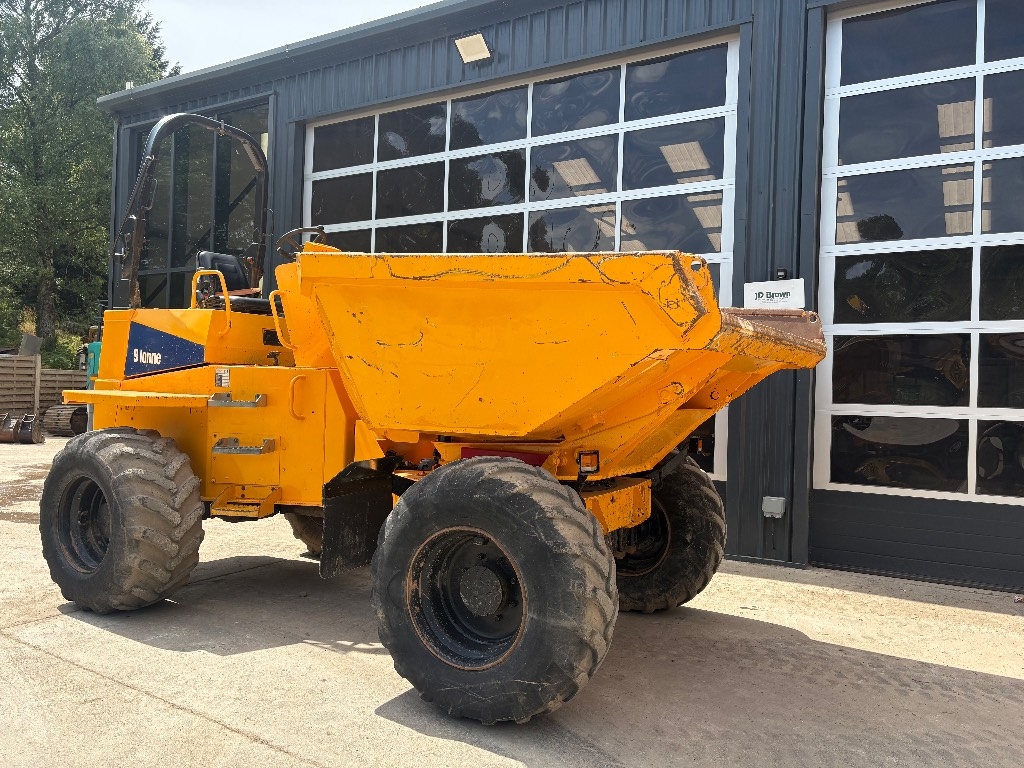 Thwaites 9 Tonne Swivel Tip