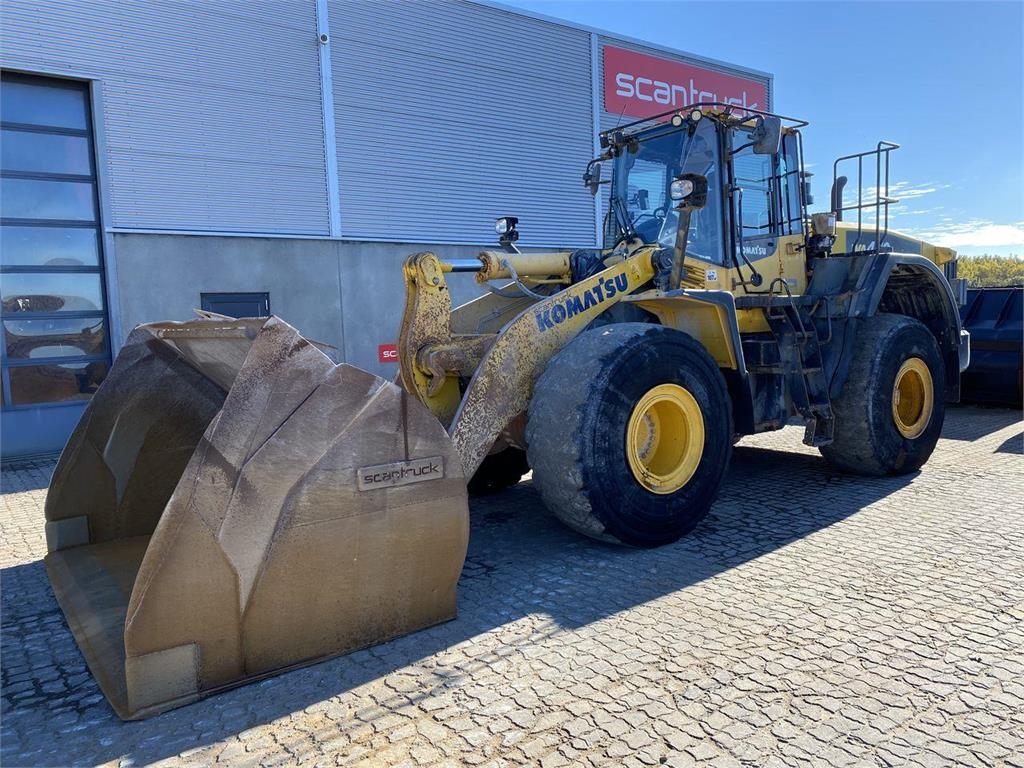 Komatsu WA470-7