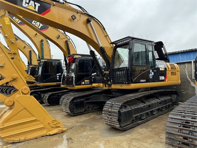 CAT 329 D L