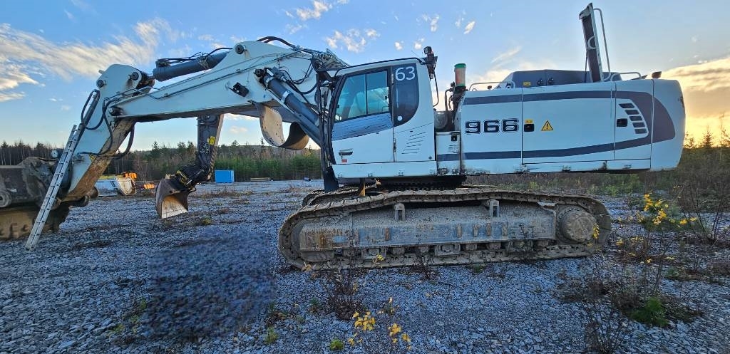Liebherr R 966 HD