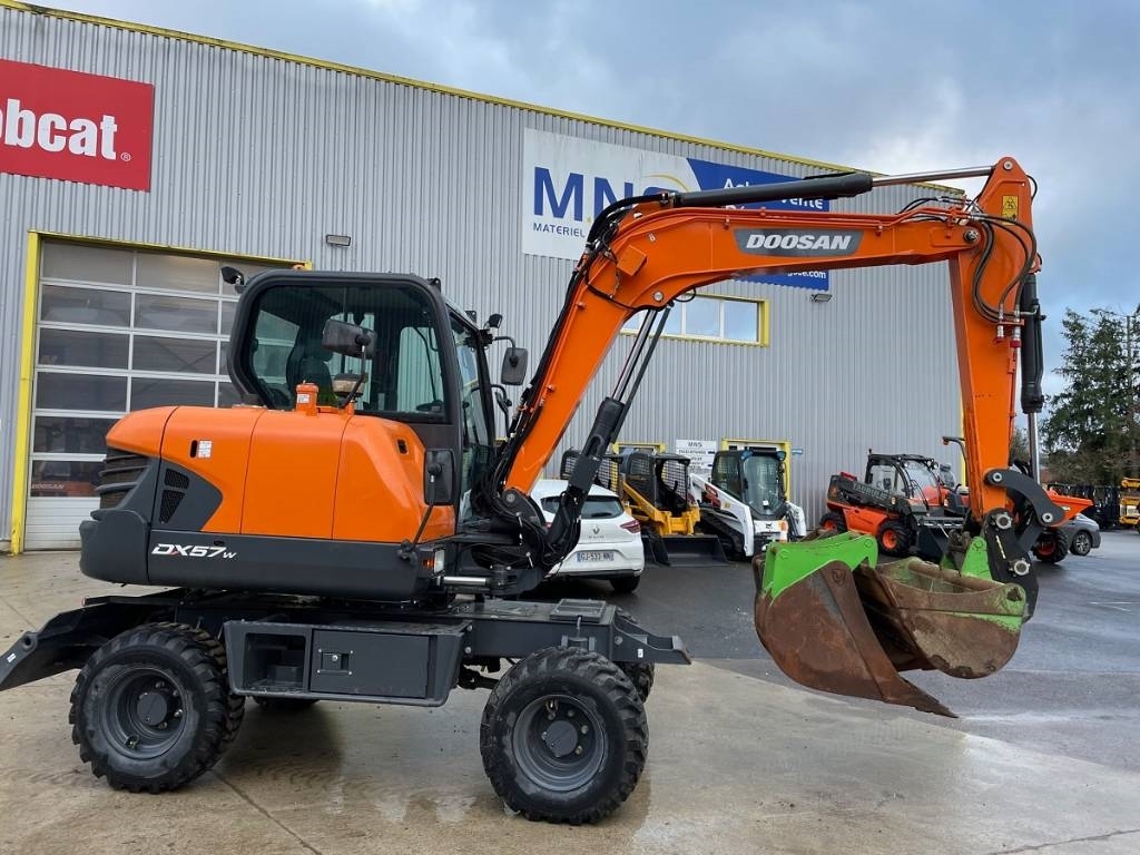 Doosan DX 57 W-5