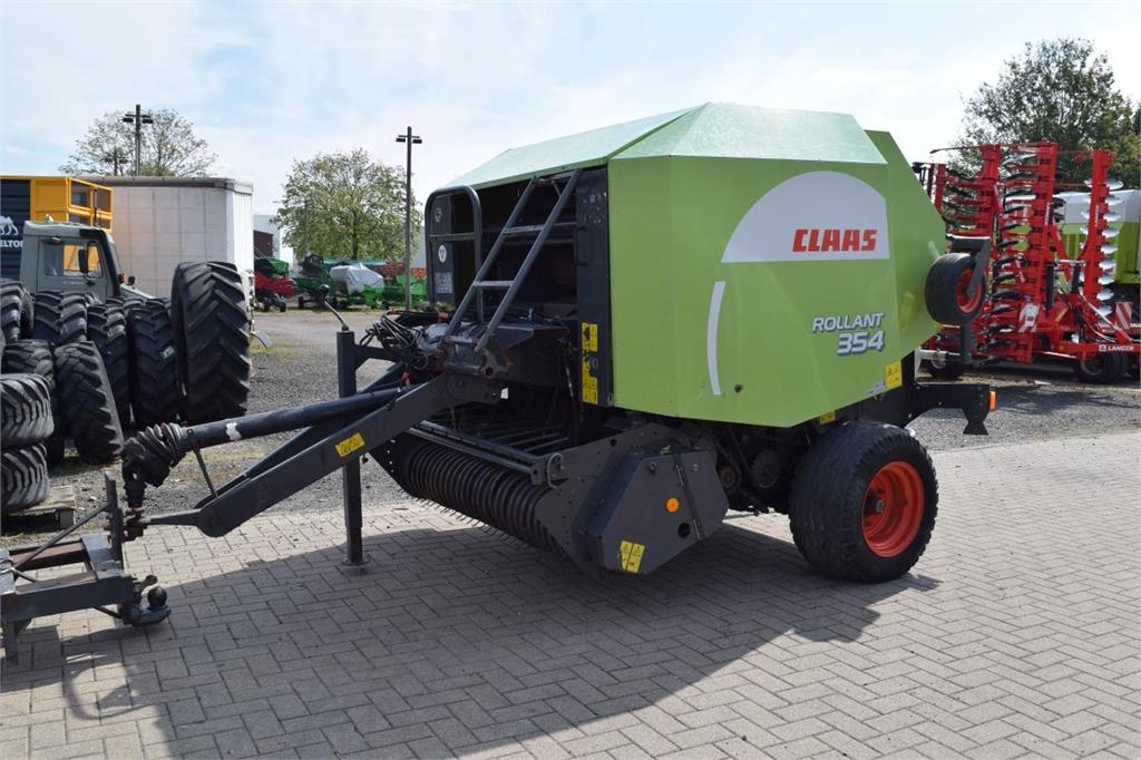 CLAAS Rollant 354 RC