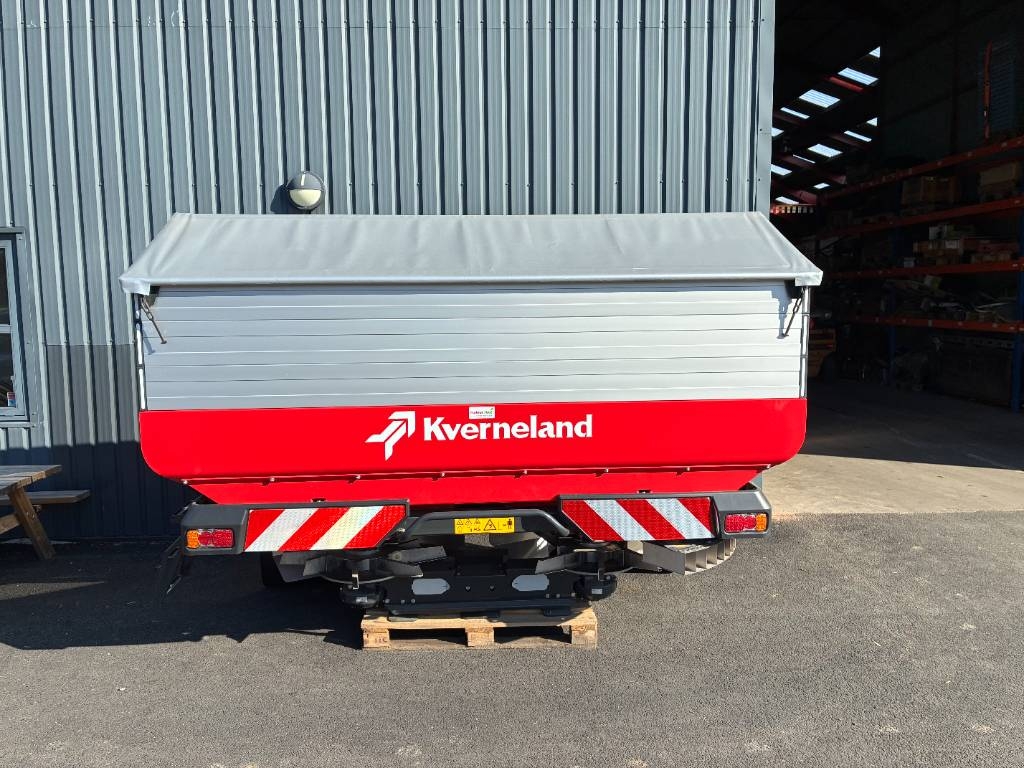 Épandeur à fumier Kverneland TLX GEOSPREAD — occasion 2022
