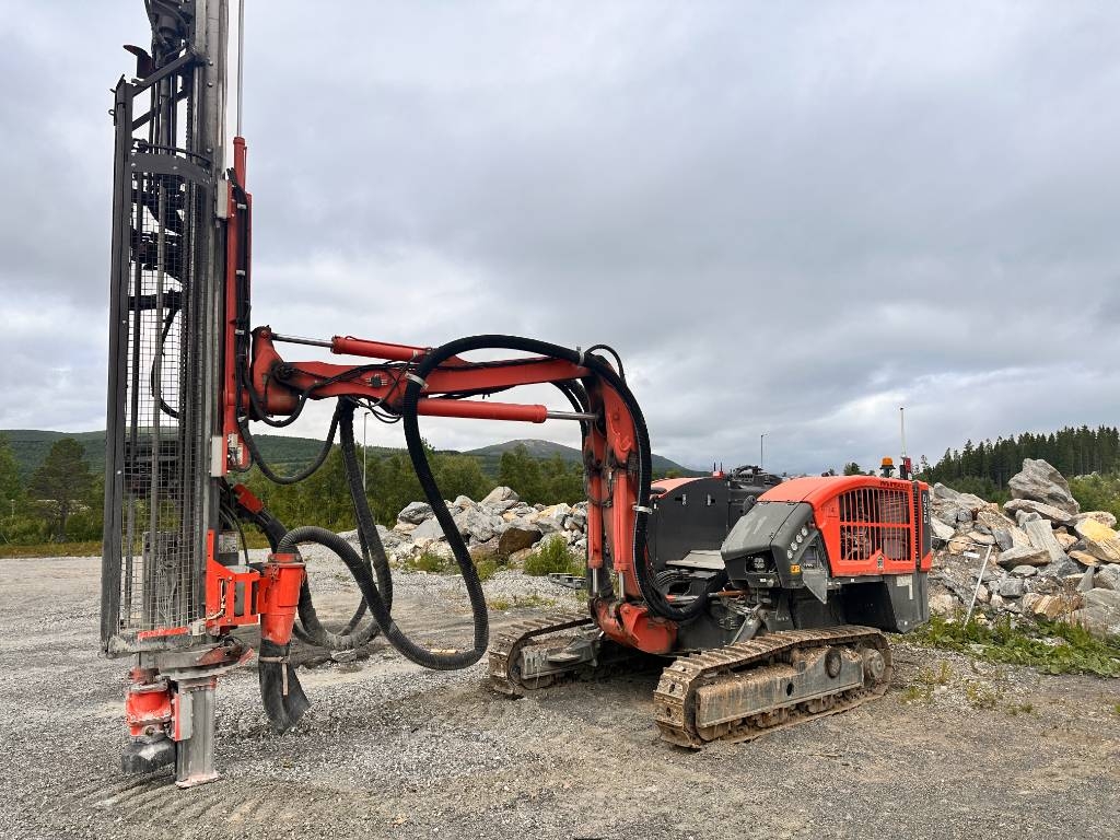 Sandvik Dino DC 410Ri T4