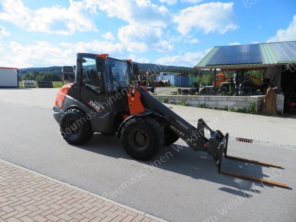 Chargeuse sur pneus Hitachi ZW 95-6 High — occasion 2021, 1 050 h