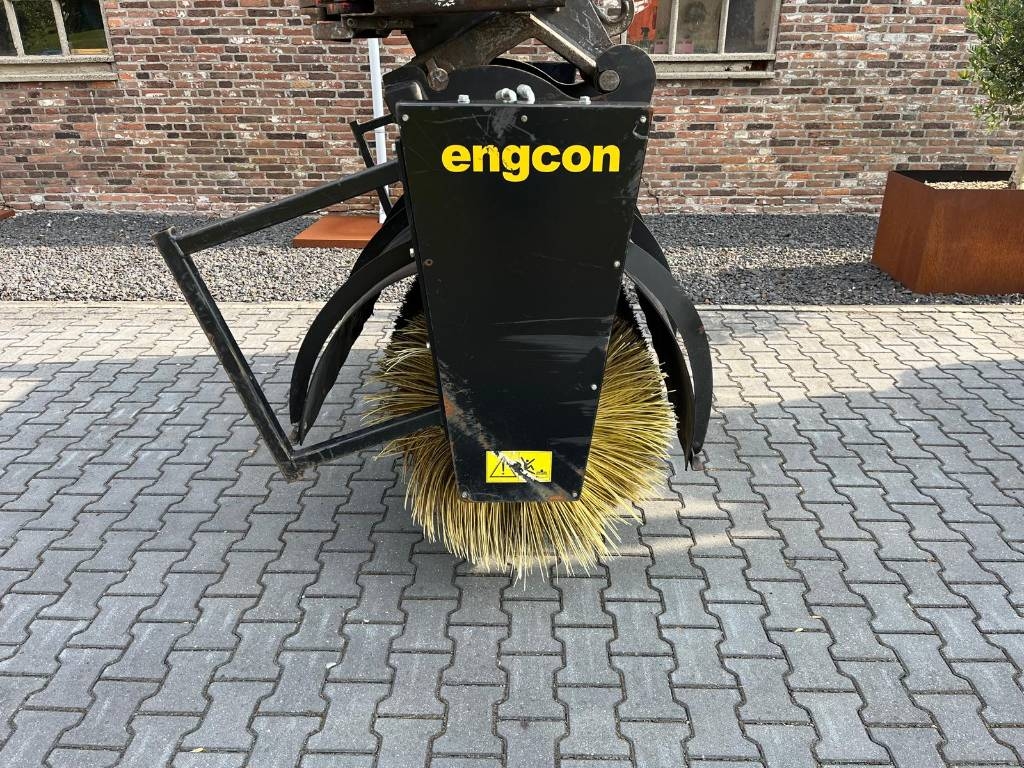 Engcon bezem SR1800 CW30 SR1800 CW30