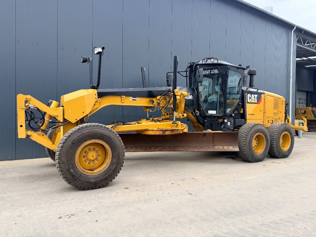Niveleuse Caterpillar 140M3 — occasion 2015, 8 174 h