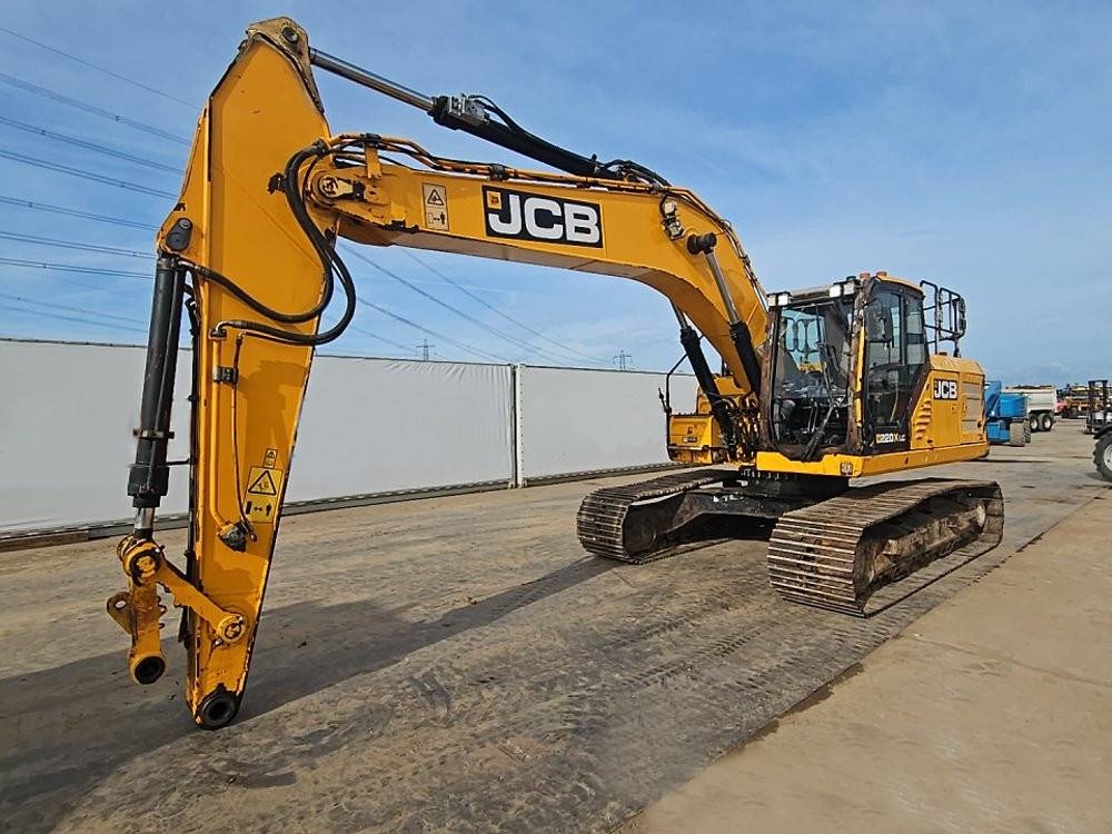 JCB 220X LC