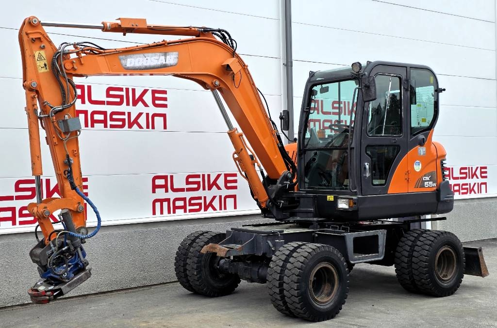 Doosan DX 55 W