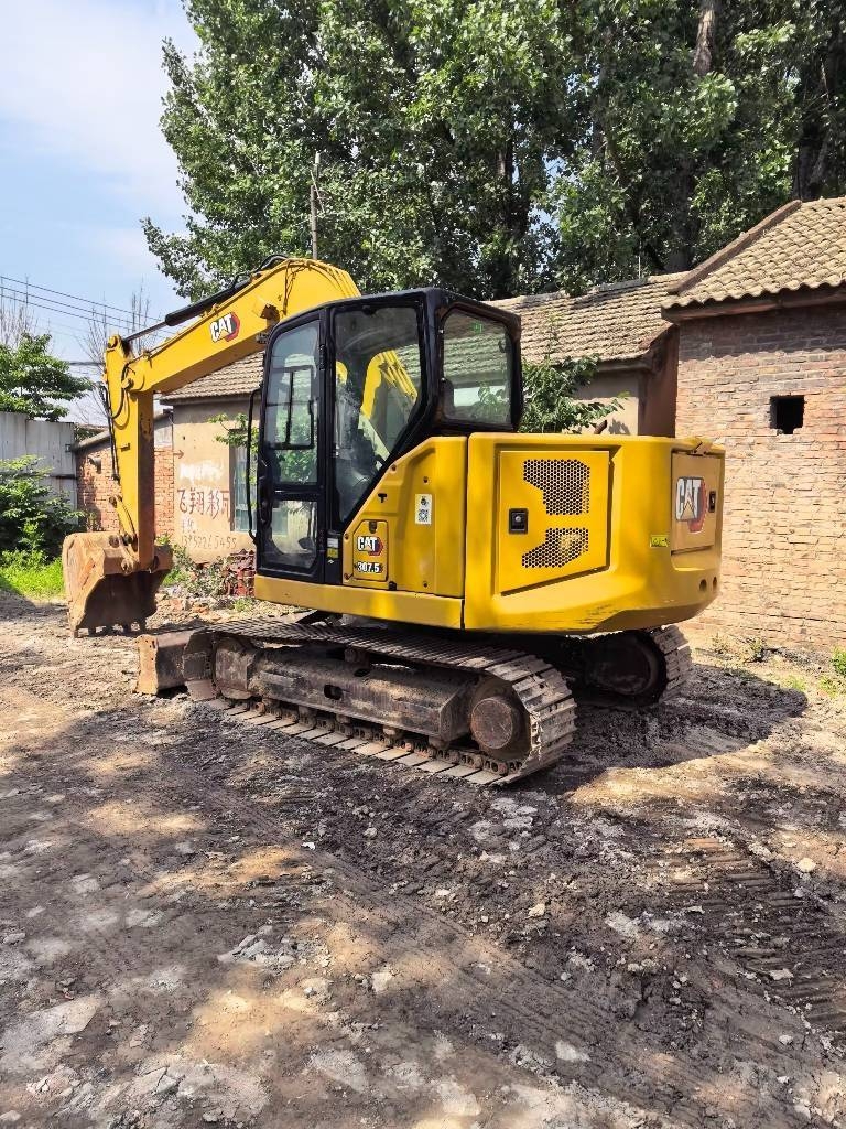 CAT 307.5