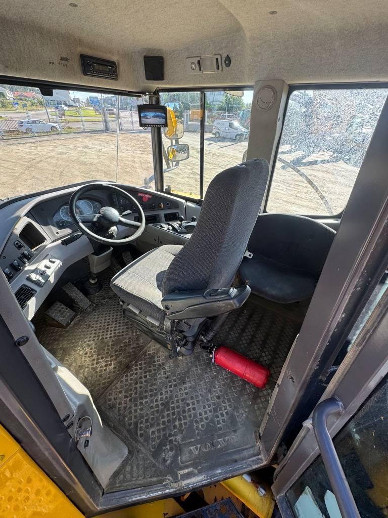Tombereau articulé Volvo A 25 F — occasion 2012, 15 452 h