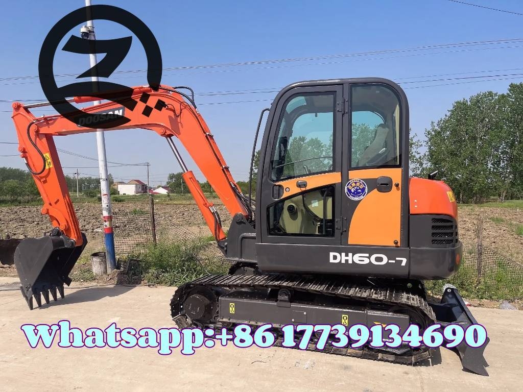 Mini-pelle Doosan DH 60-7 — occasion 2024, 492 h