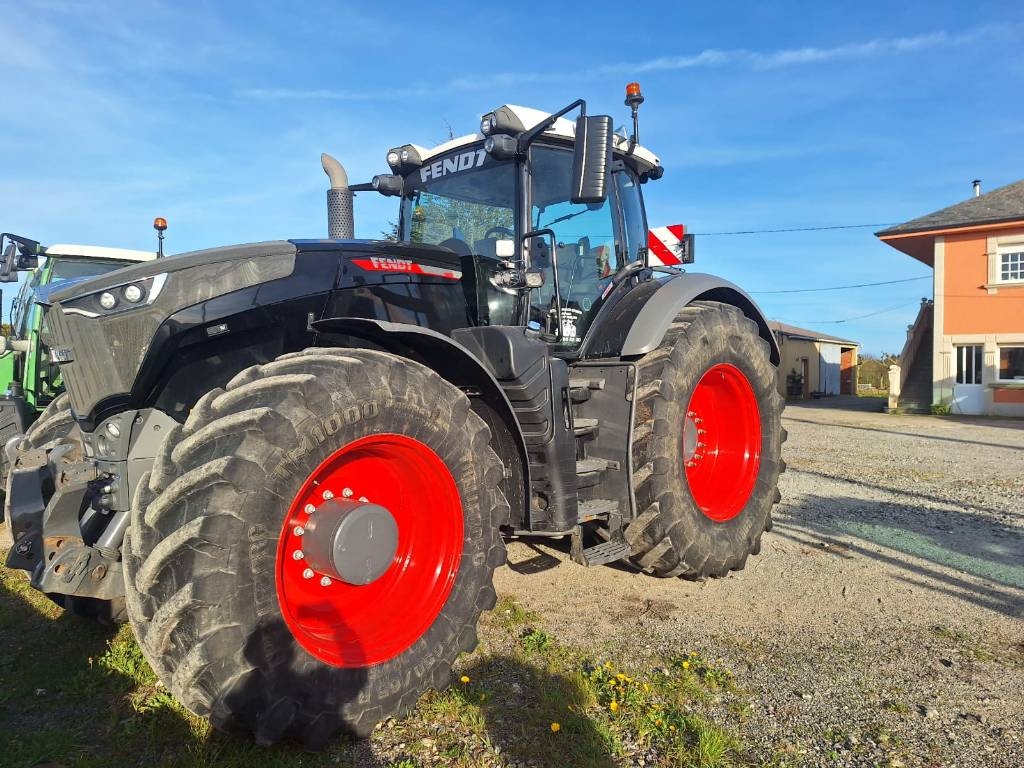 1042 Vario