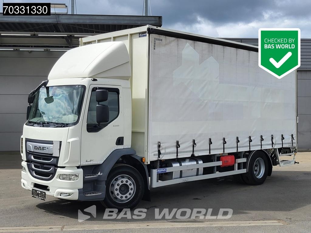 DAF LF 260 4X2 19tonner curtainsides 2000kg Ladebordwa