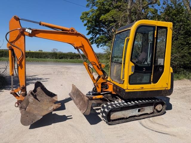 Takeuchi TB 125