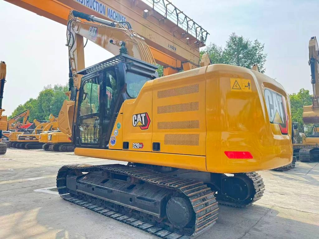 CAT 320GC
