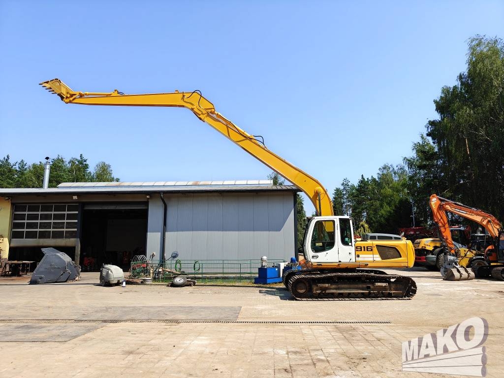 Liebherr R 916 LC