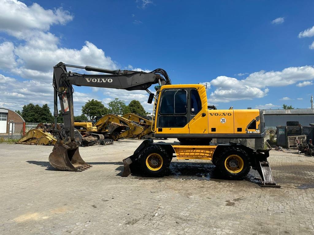 Pelle sur pneus Volvo EW180B — occasion 2004, 14 988 h