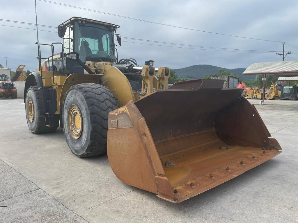Chargeuse sur pneus Caterpillar 980 M — occasion 2016, 14 100 h