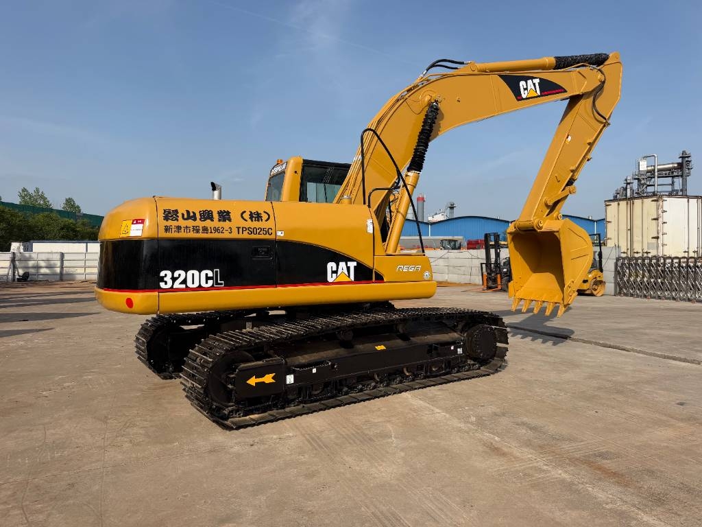Pelle sur chenilles Caterpillar 320C — occasion 2020, 1 121 h