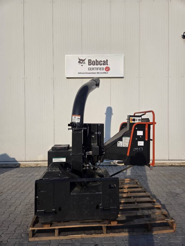 Chargeuse compacte Bobcat Holzschredder Wood Chipper 8B — occasion 2026