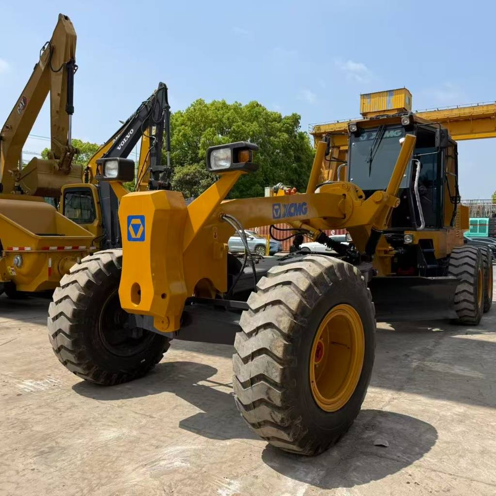 XCMG GR1803