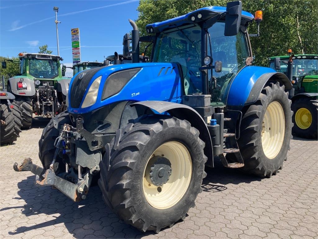 New Holland T 7.245 PowerCommand