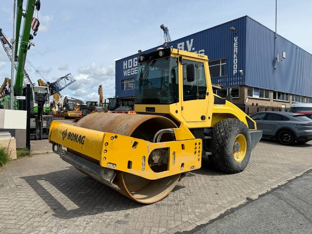 Bomag BW 213 D H-4