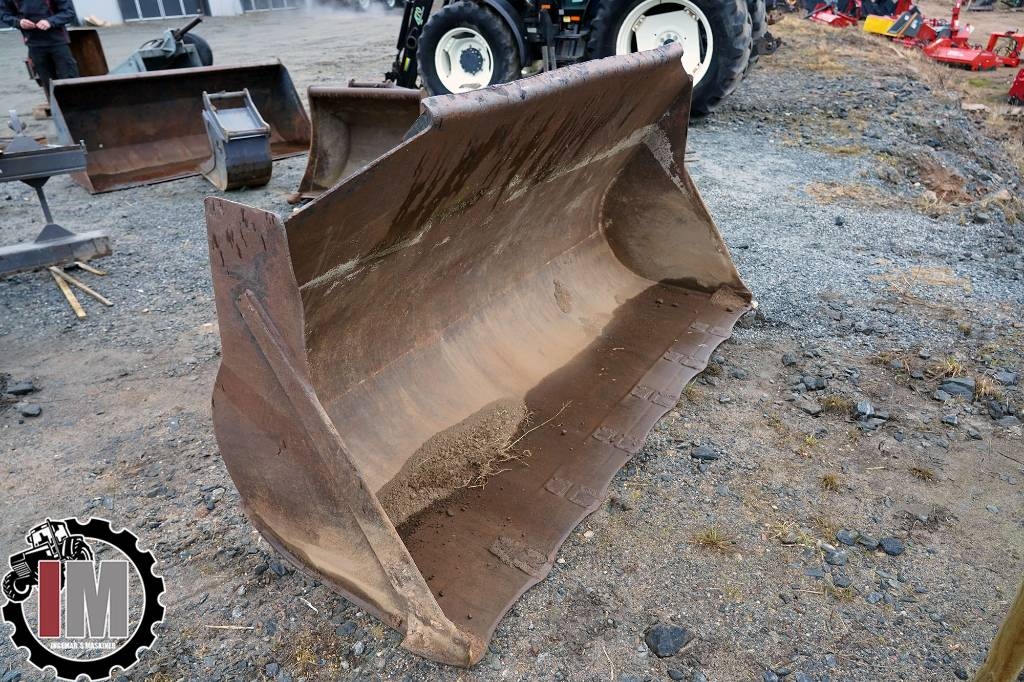 SKOPA UNIVERSALSKOPA 2300MM MED STORA BM FÄSTE