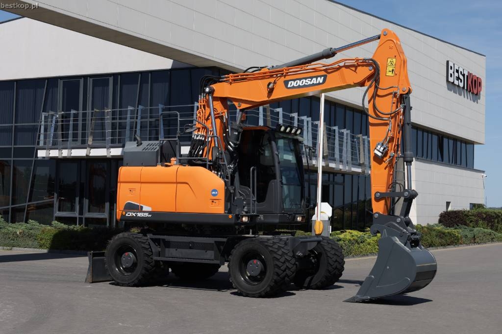 Doosan DX 165 W-5