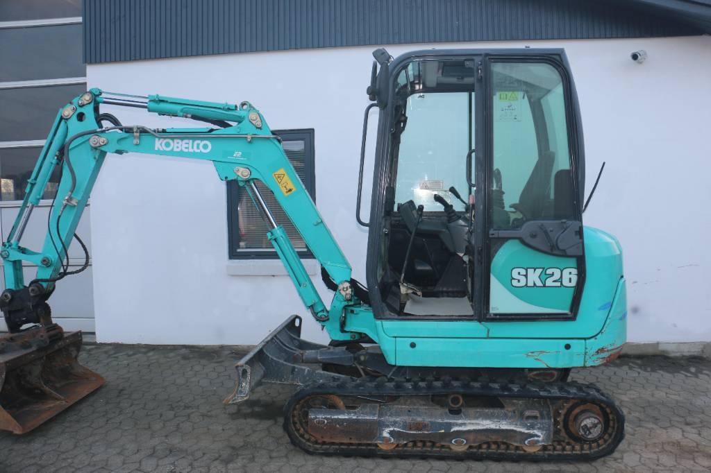 Kobelco SK 26