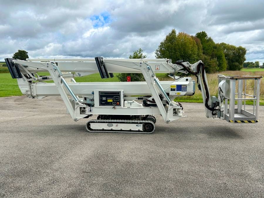 Nacelle articulée EasyLift RA 31 — occasion 2021, 300 h