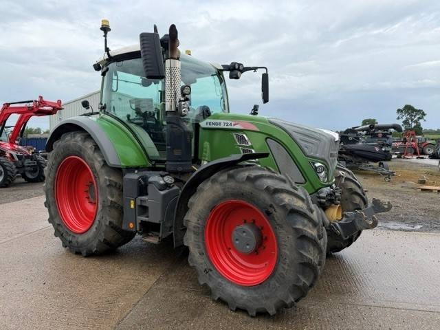 Fendt 724 Vario Profi Plus