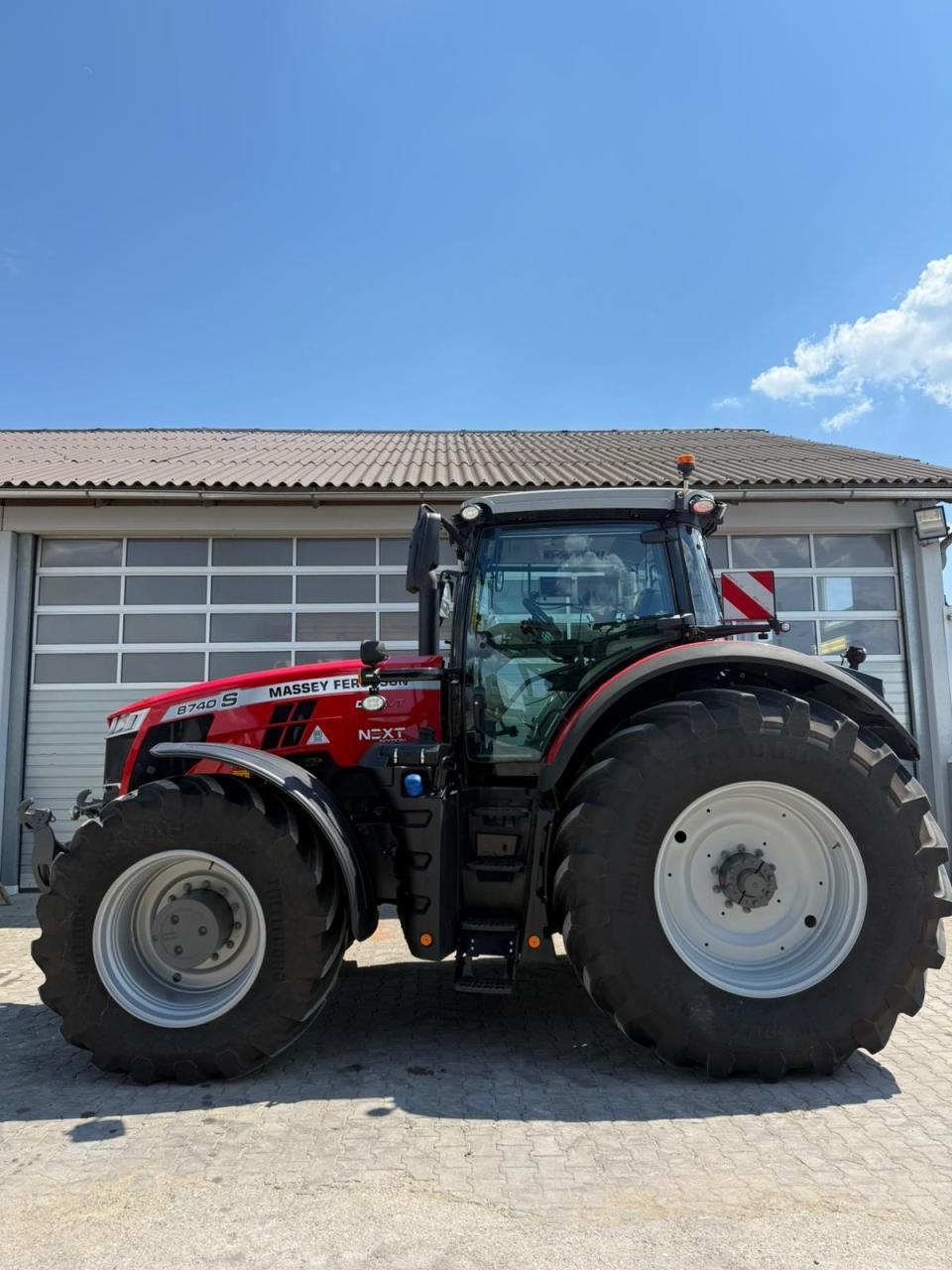 Tracteur agricole Massey Ferguson 8740S — occasion 2024, 430 h