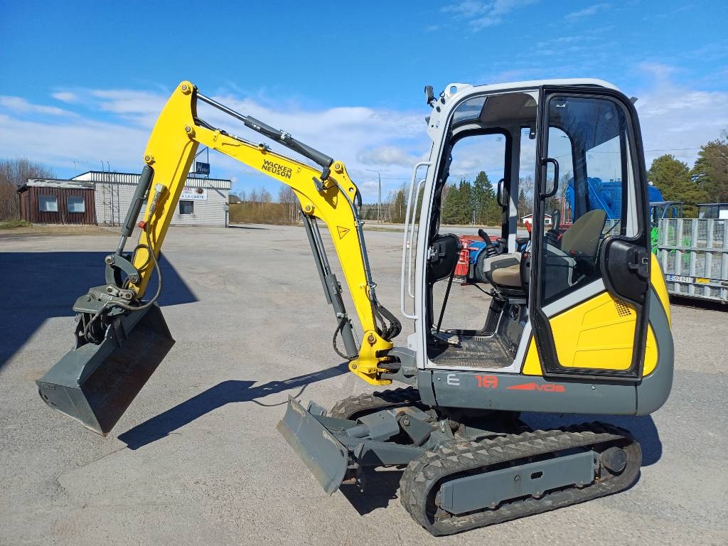 Neuson Et 18