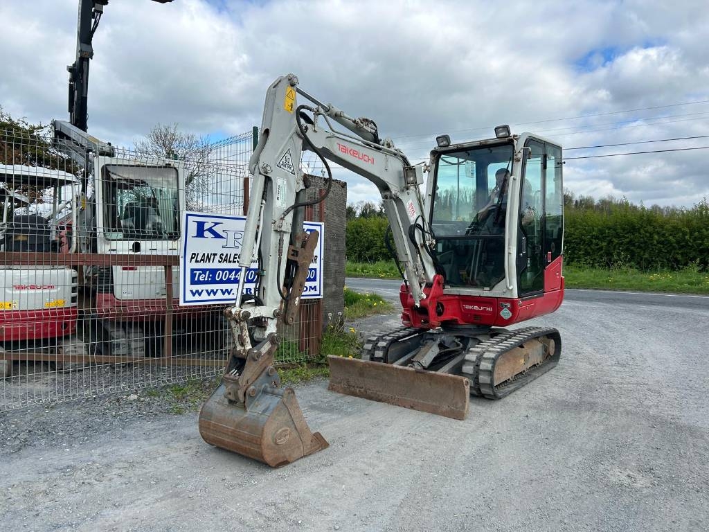 Takeuchi TB230