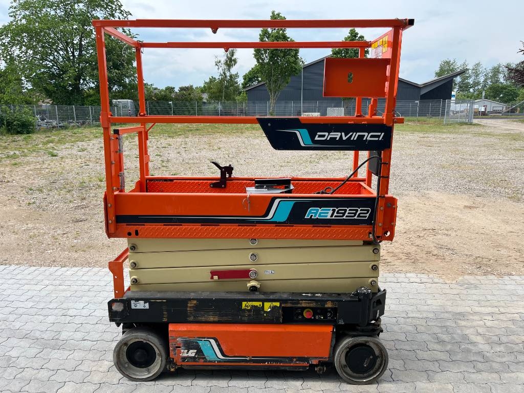 JLG AE 1932 Davinci