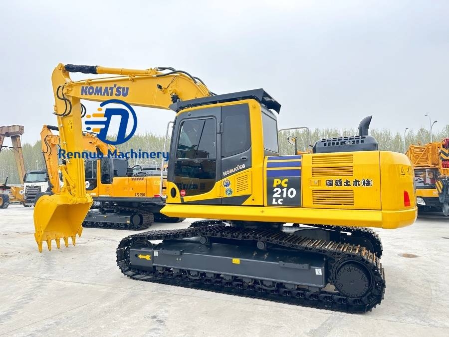Komatsu PC 210-8