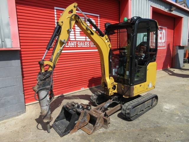 CAT 301.6