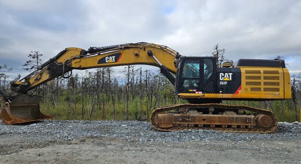 CAT 352 F