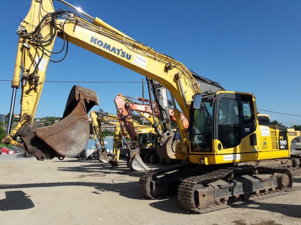 Pelle sur chenilles Komatsu PC190NLC-8 — occasion 2011, 6 331 h