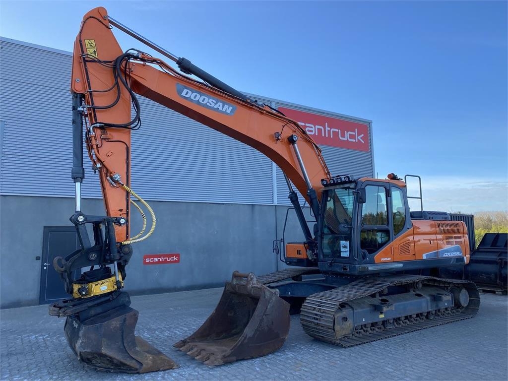 Pelle sur chenilles Doosan DX255LC-5 — occasion 2019, 5 420 h