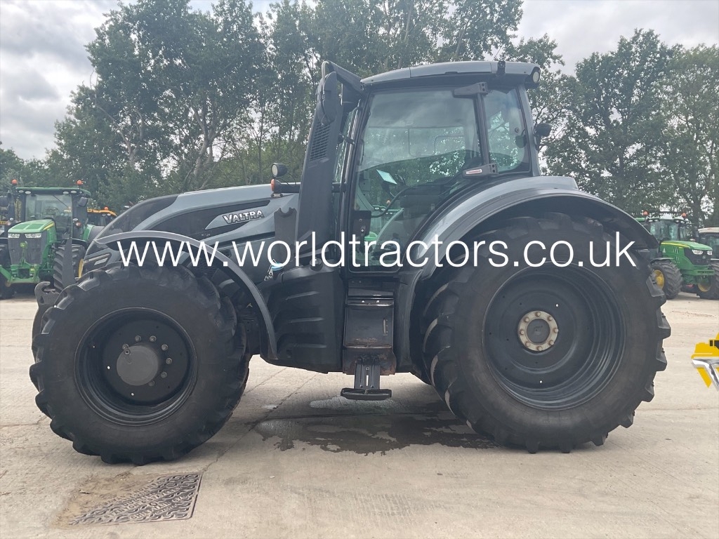 Valtra T 174