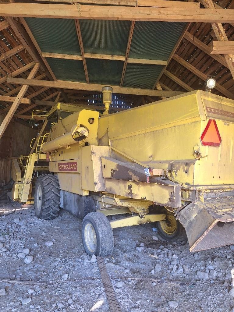 New Holland 8030