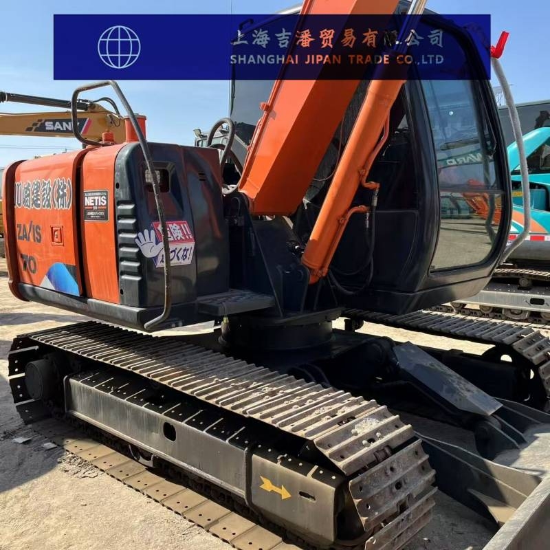Mini-pelle Hitachi ZX 70 — occasion 2024, 754 h