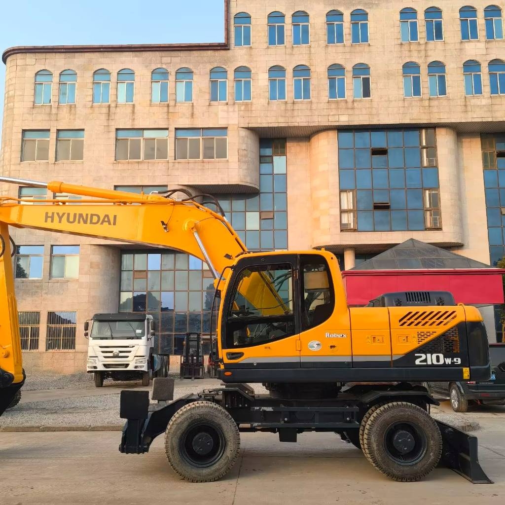 Hyundai 210W-9 made in Korea