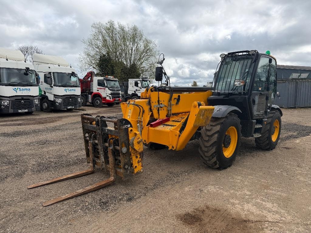 JCB 540-140